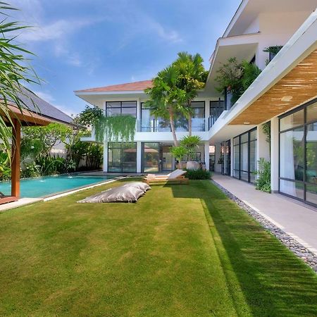 Villa Nonnavana - 12-Minute Walk To Batu Bolong Beach Canggu Buitenkant foto