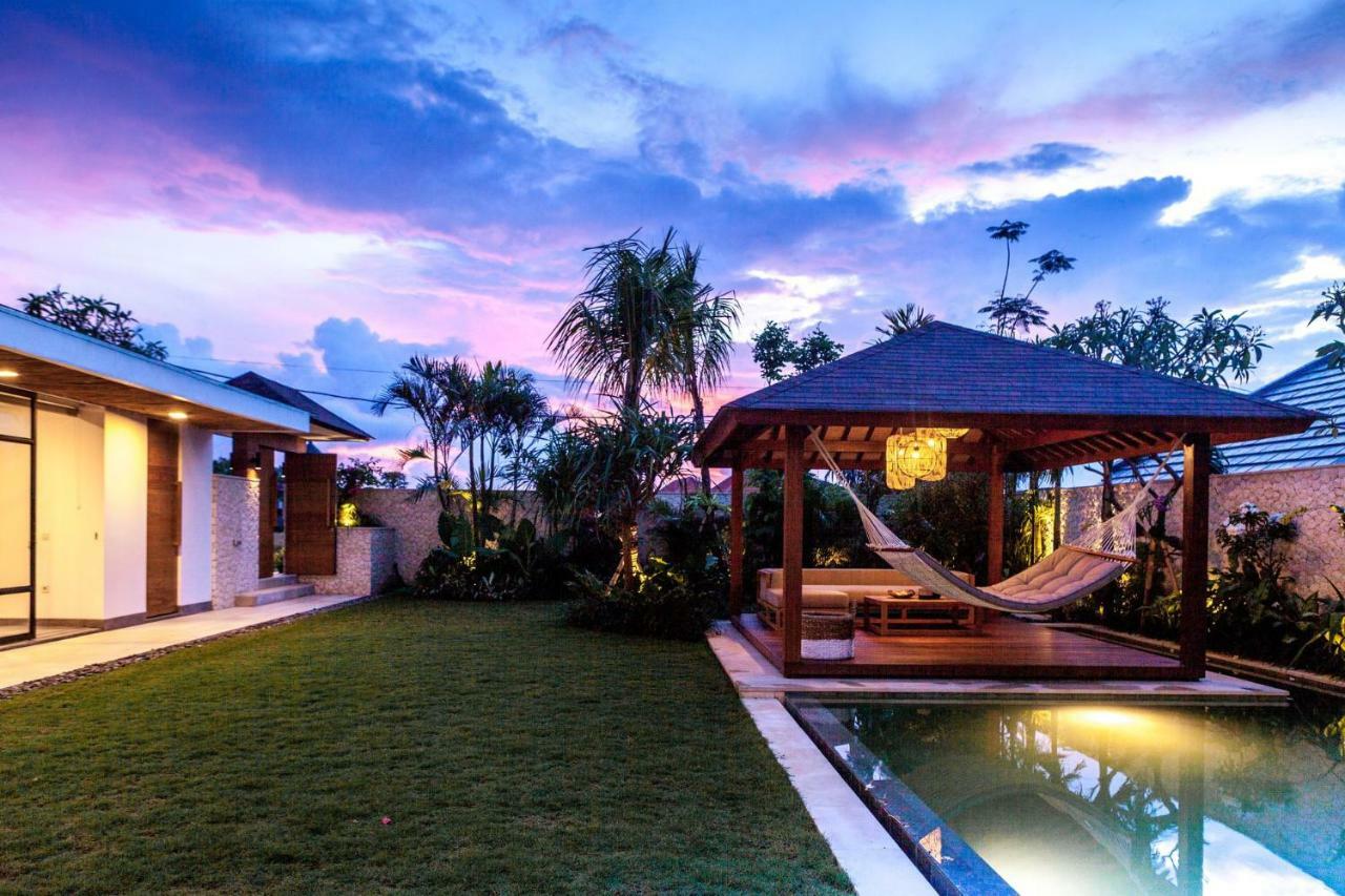 Villa Nonnavana - 12-Minute Walk To Batu Bolong Beach Canggu Buitenkant foto